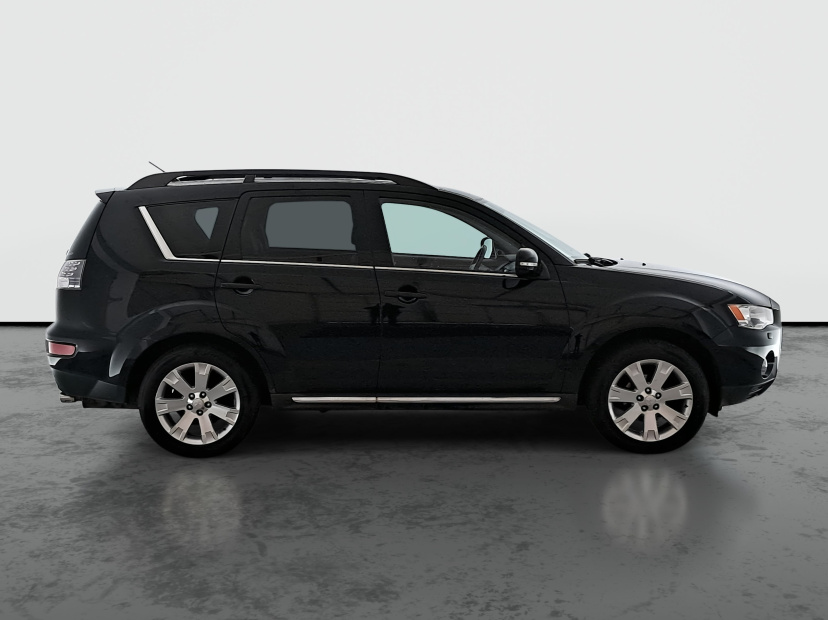 Mitsubishi Outlander, 2011