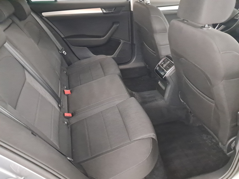 Škoda Superb, 2015