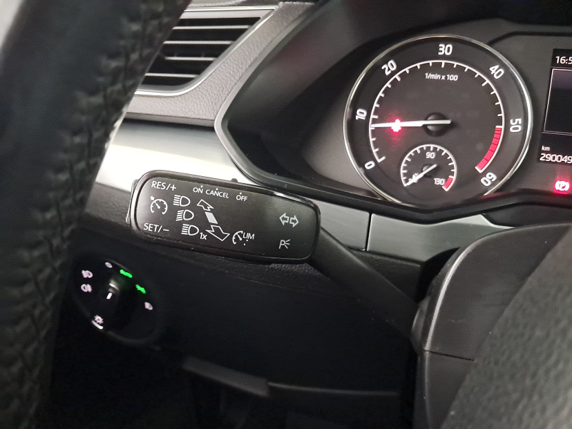 Škoda Superb, 2015