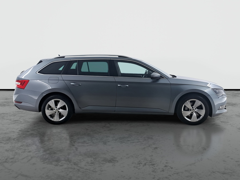 Škoda Superb, 2015