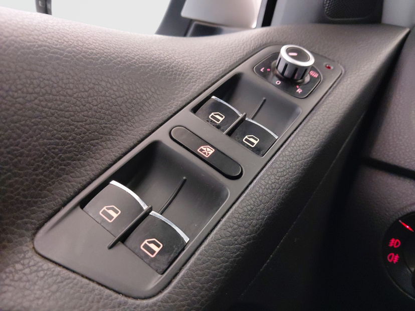 Volkswagen Tiguan, 2010