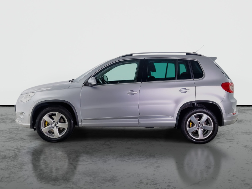 Volkswagen Tiguan, 2010