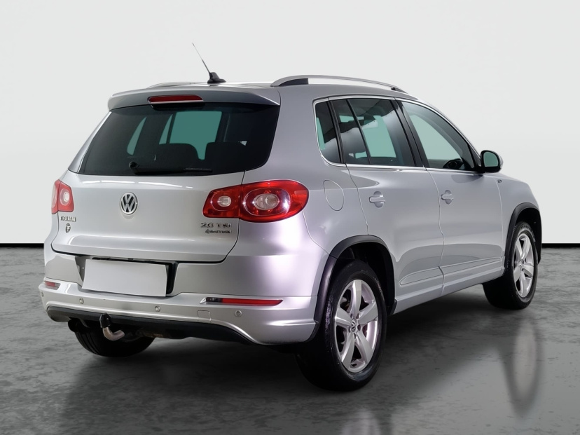 Volkswagen Tiguan, 2010