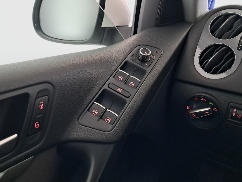 Volkswagen Tiguan, 2013