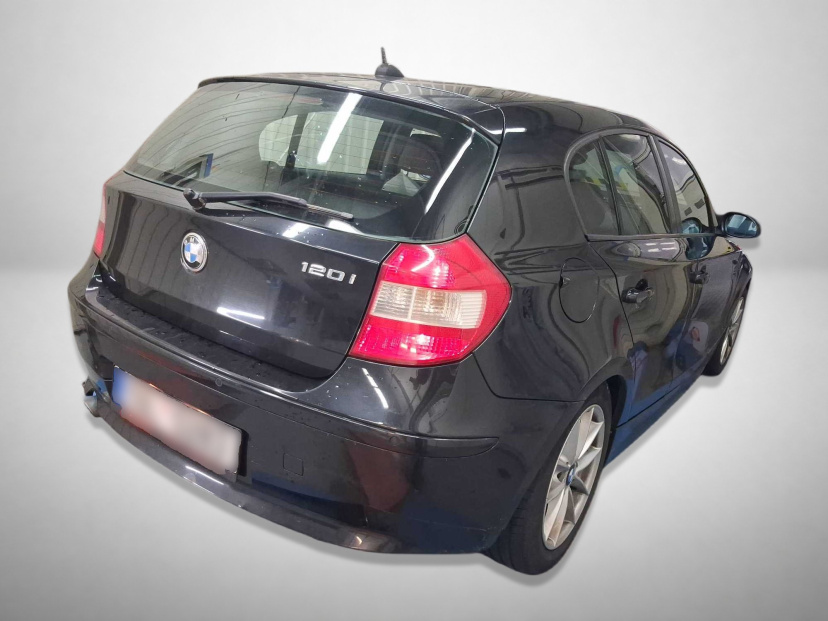 BMW 1, 2005