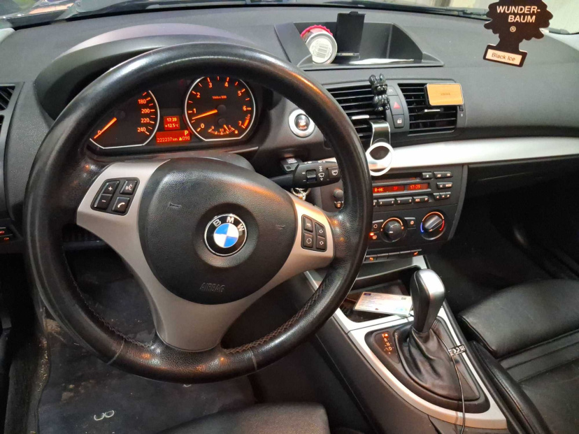 BMW 1, 2005