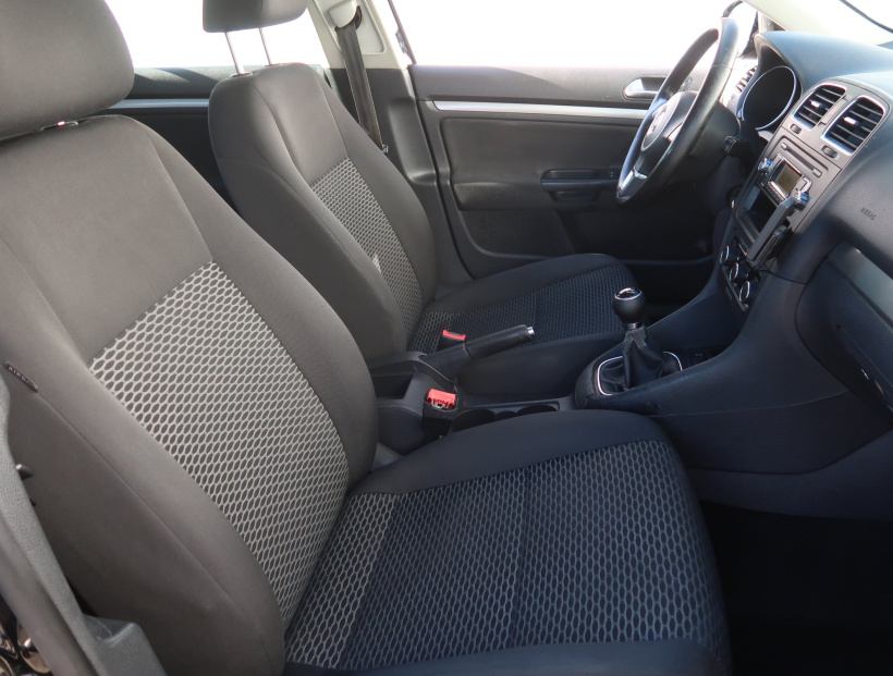 Volkswagen Golf, 2011