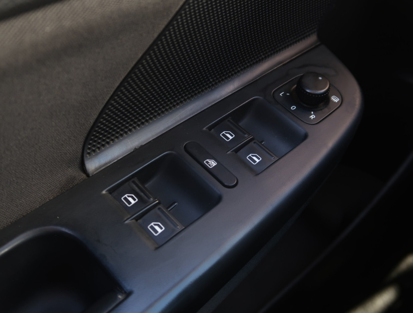 Volkswagen Golf, 2011