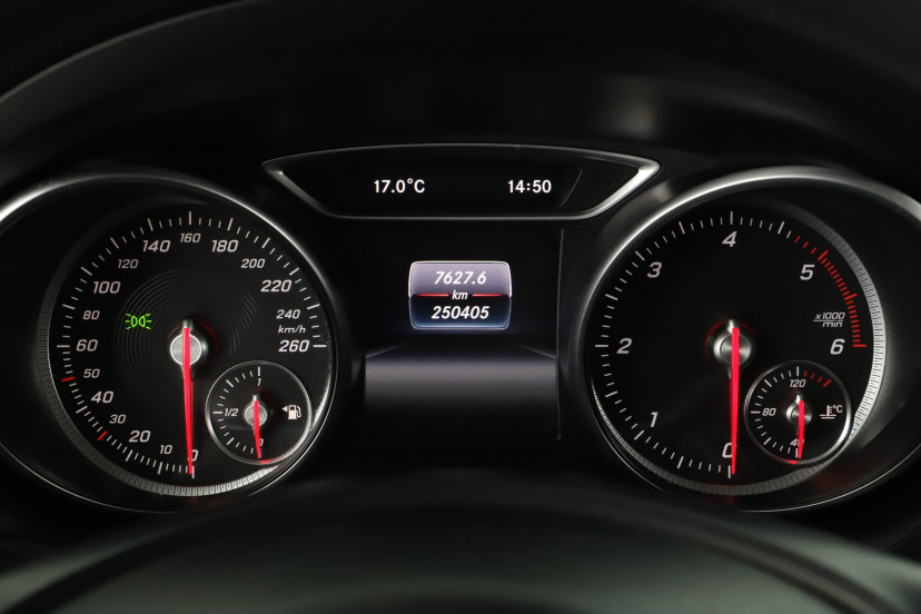 Mercedes-Benz CLA, 2016