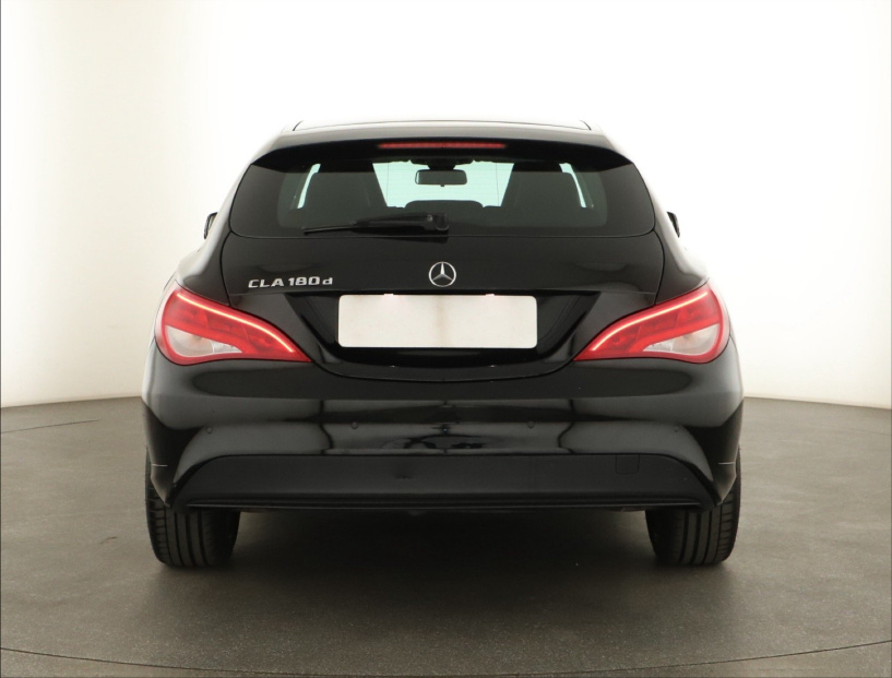 Mercedes-Benz CLA, 2016