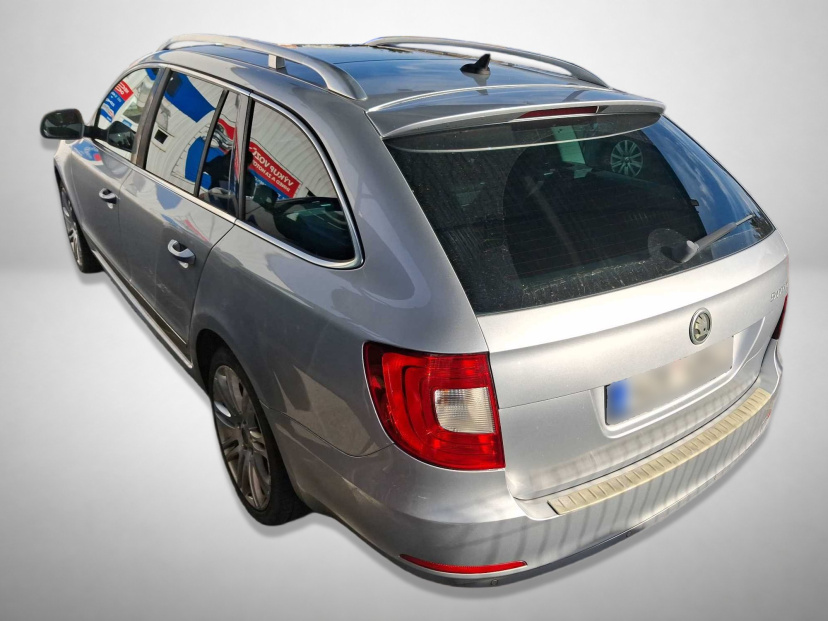 Škoda Superb, 2012