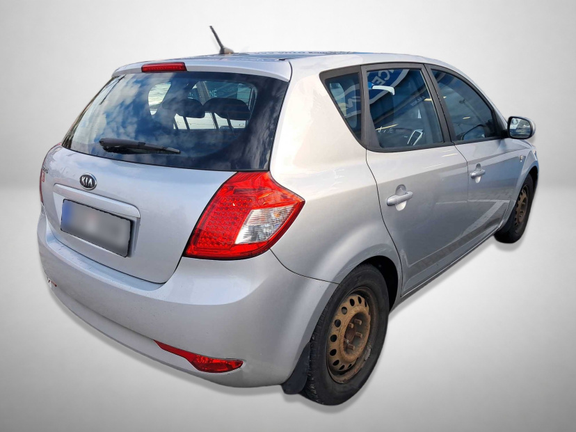 Kia Ceed, 2011