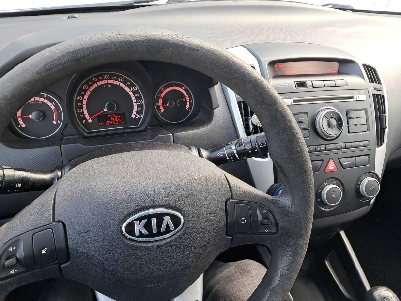 Kia Ceed, 2011