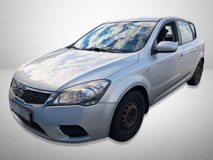Kia Ceed, 2011