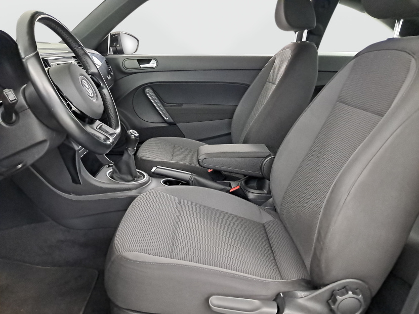 Volkswagen Beetle, 2013