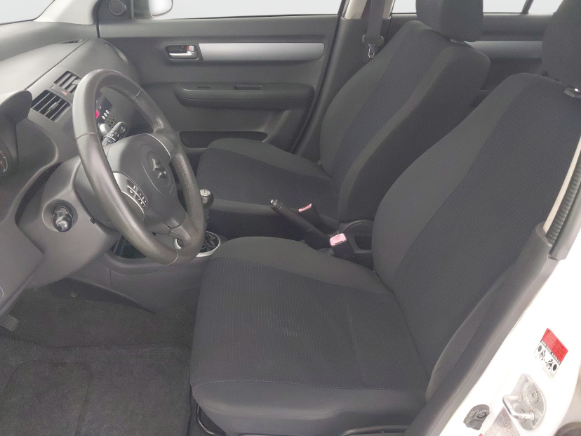 Suzuki Swift, 2010