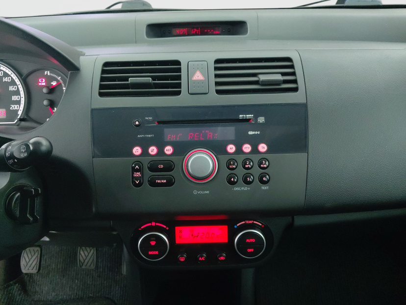 Suzuki Swift, 2010