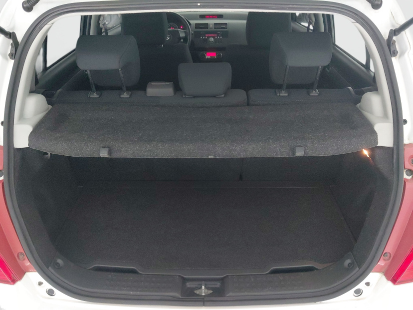Suzuki Swift, 2010