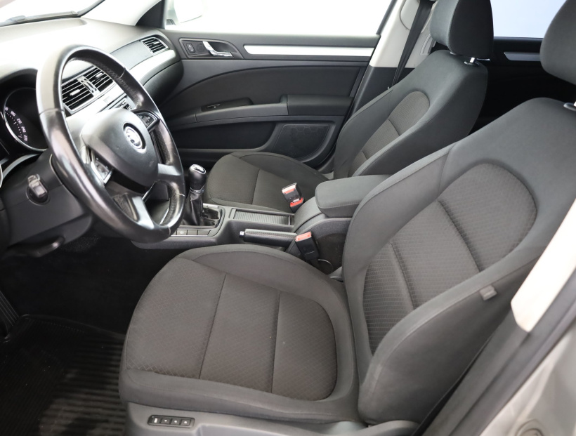 Škoda Superb, 2013