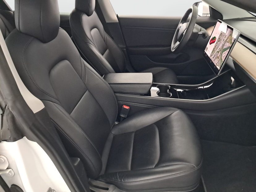 Tesla Model 3, 2020