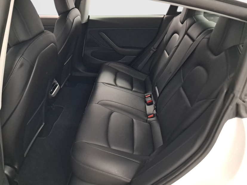 Tesla Model 3, 2020