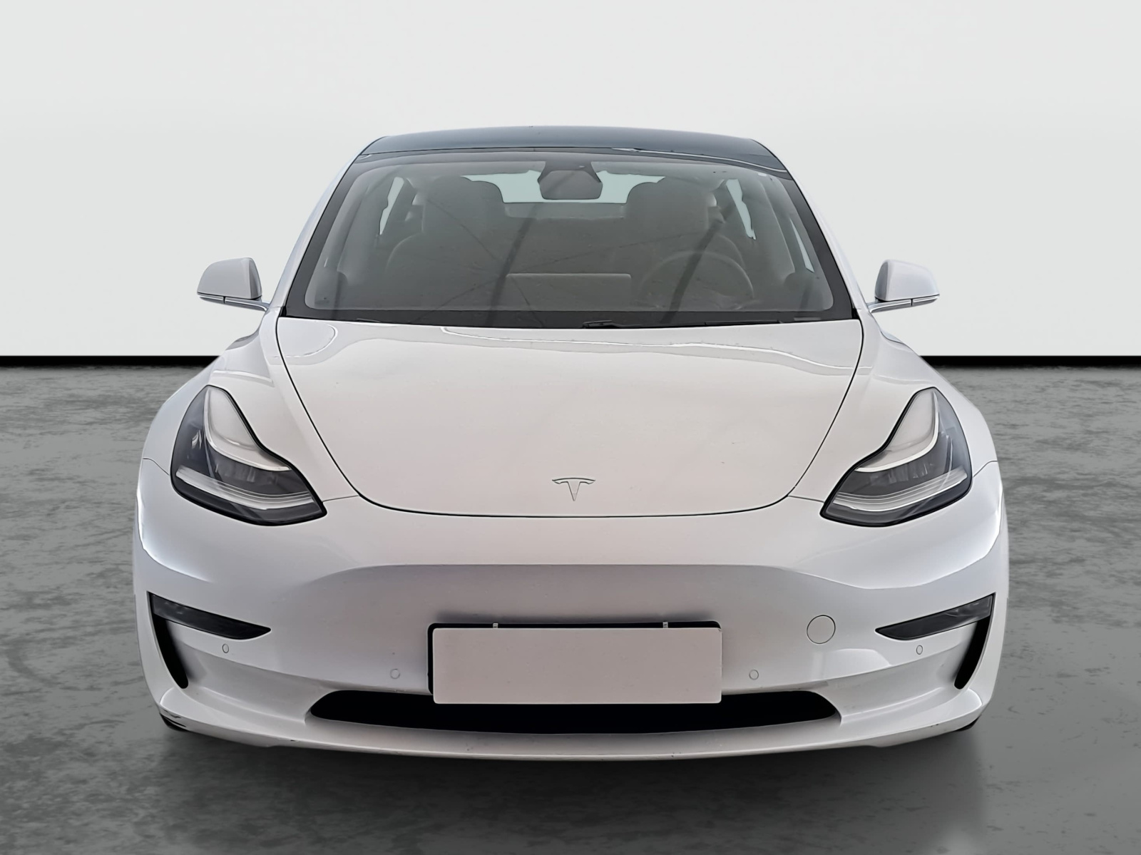 Tesla Model 3 Long Range AWD – fotografie 2