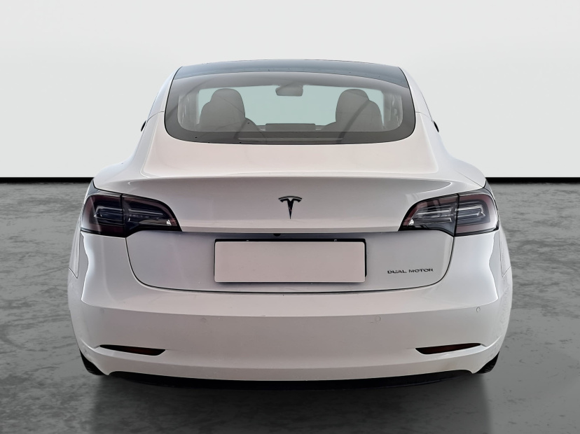 Tesla Model 3, 2020