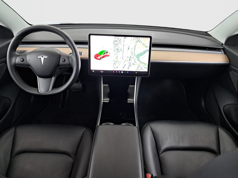 Tesla Model 3, 2020