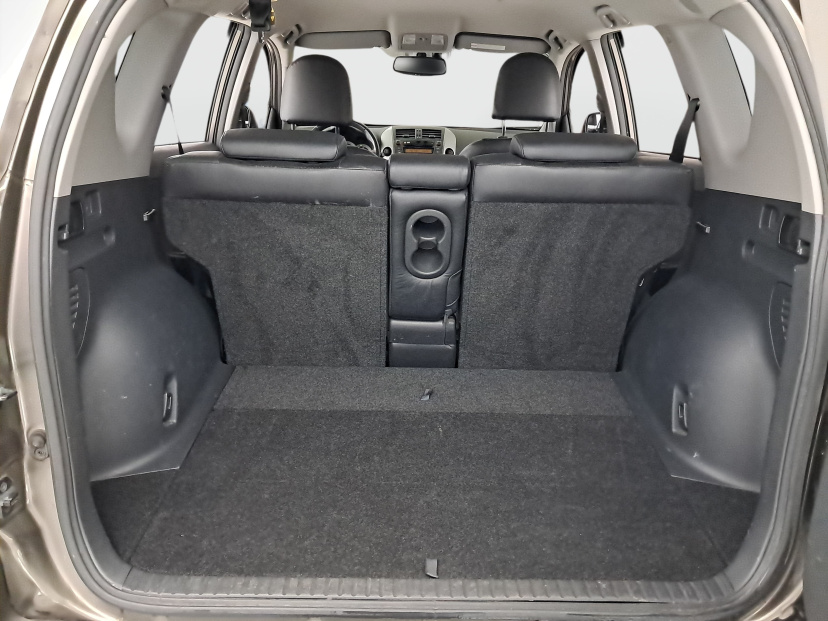 Toyota RAV 4, 2011