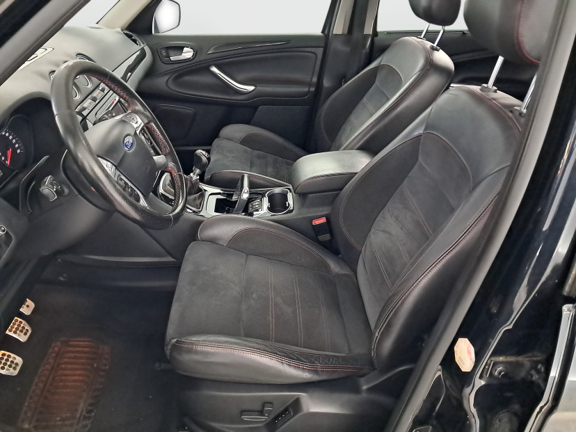 Ford S-Max, 2010