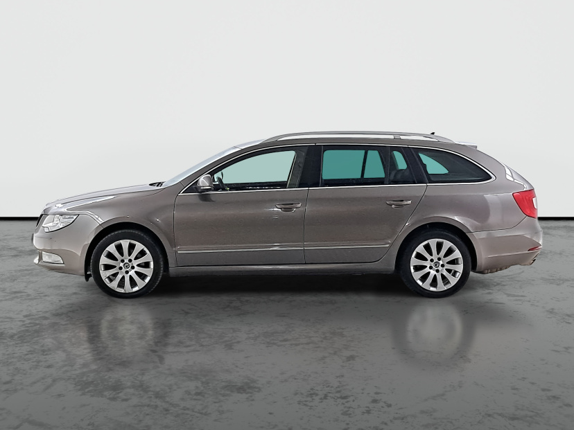 Škoda Superb, 2010