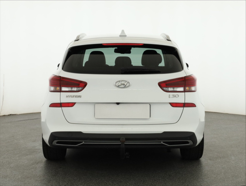 Hyundai i30, 2022