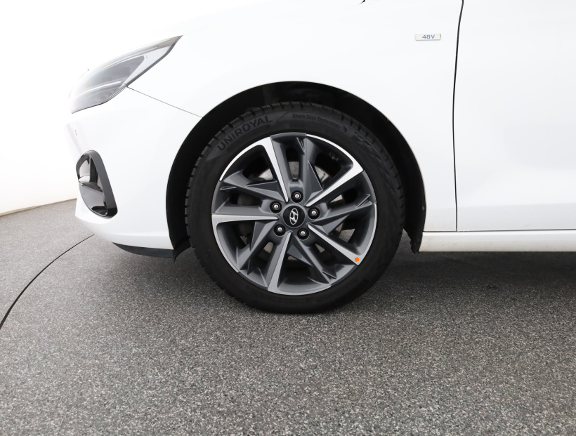 Hyundai i30, 2022
