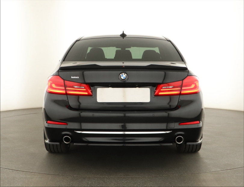 BMW 5, 2017
