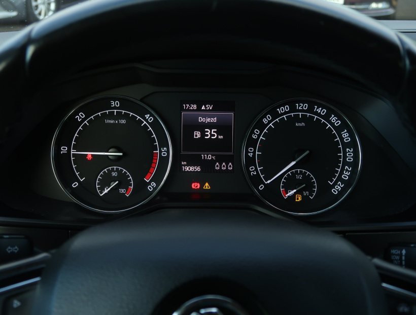 Škoda Superb, 2016