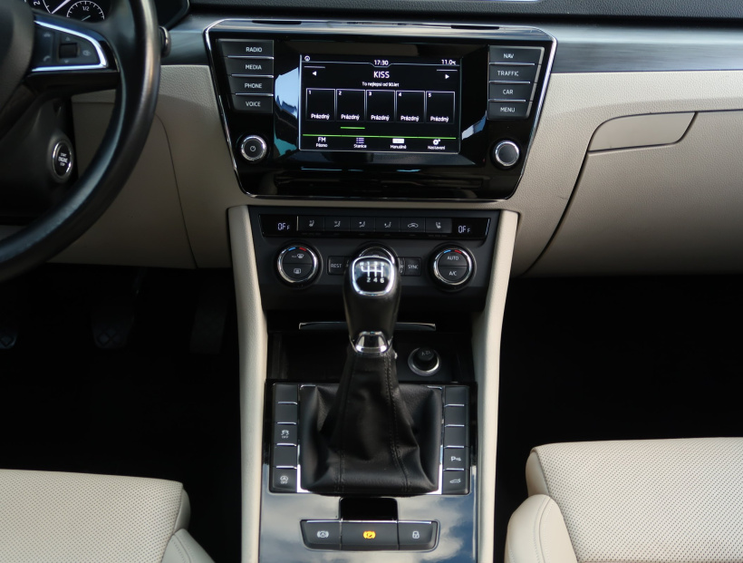 Škoda Superb, 2016
