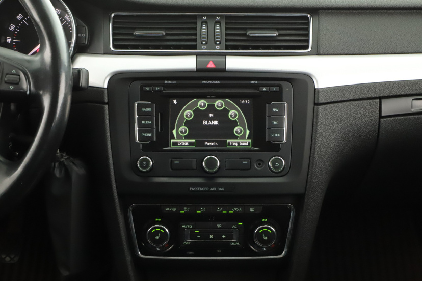 Škoda Superb, 2010