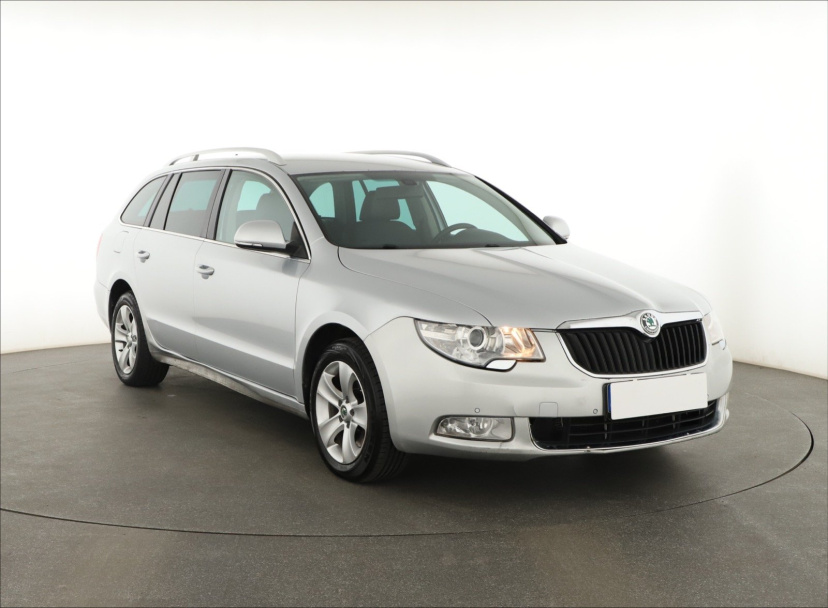 Škoda Superb, 2010