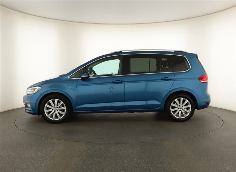 Volkswagen Touran, 2016