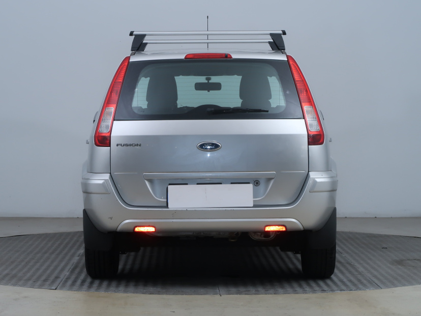 Ford Fusion, 2010