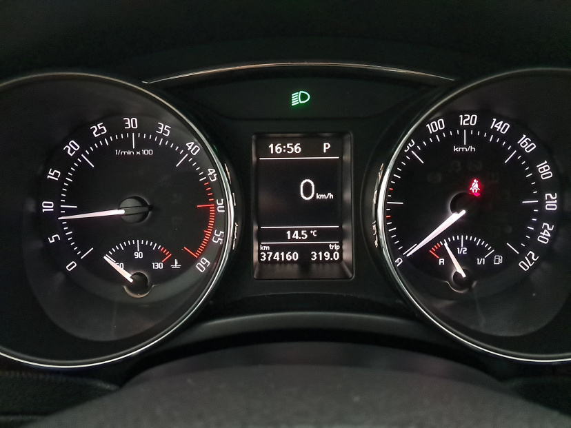 Škoda Superb, 2011