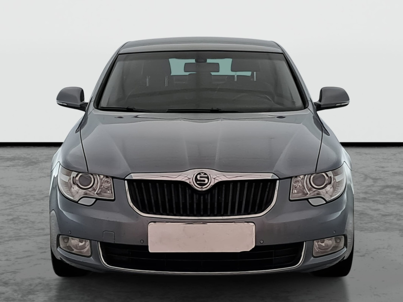 Škoda Superb, 2011