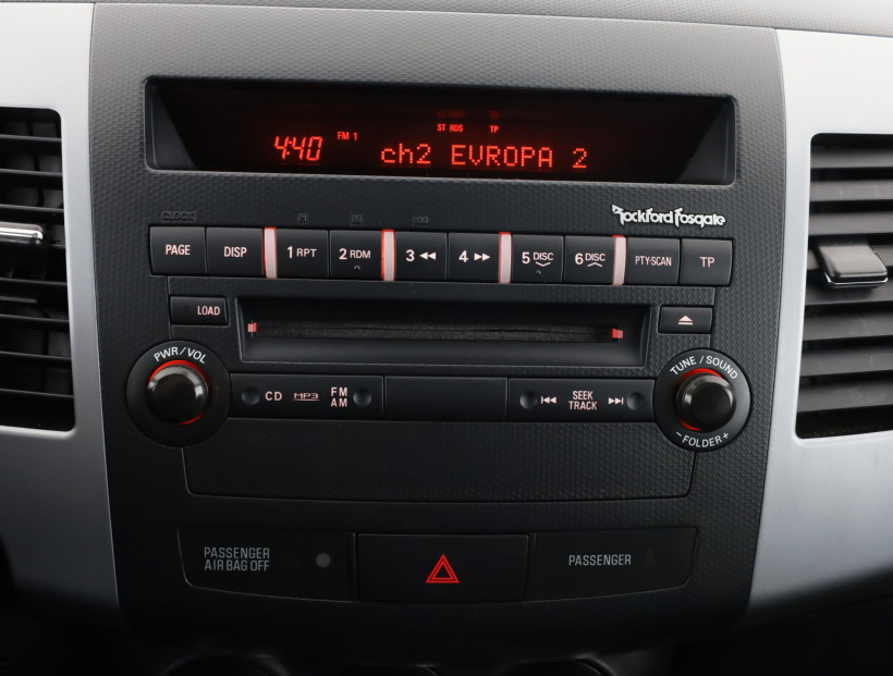 Mitsubishi Outlander, 2012