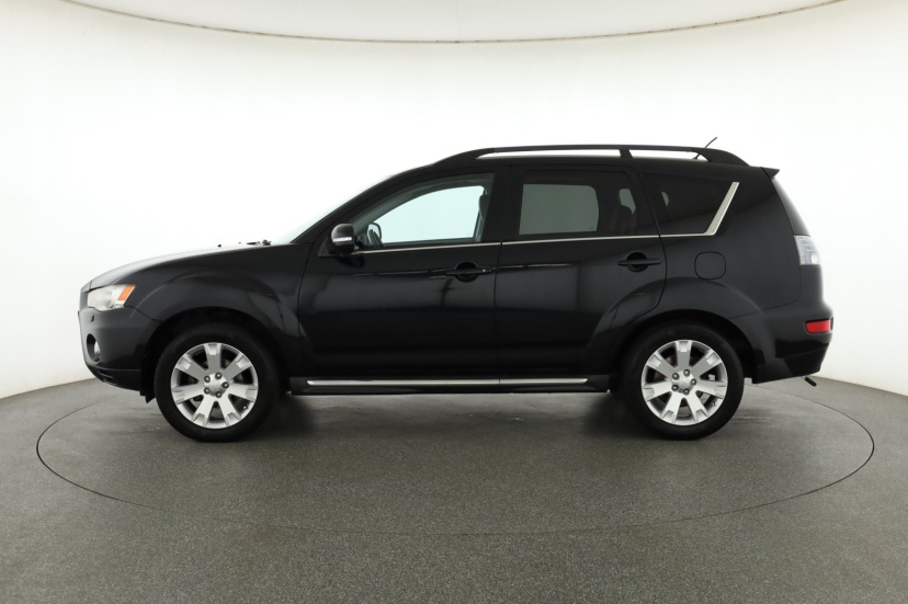 Mitsubishi Outlander, 2012