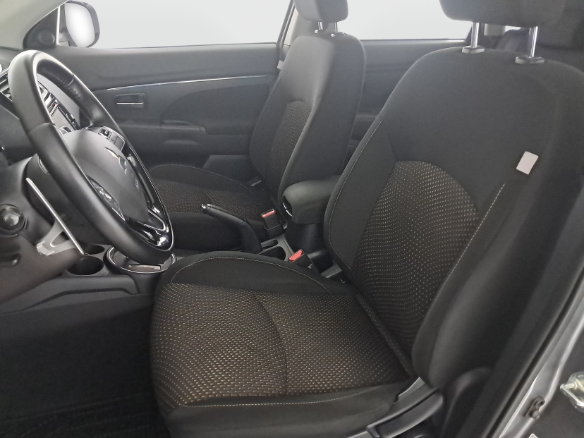 Mitsubishi ASX, 2016