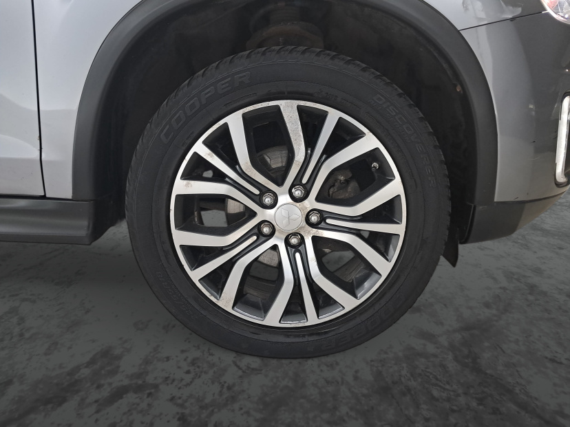 Mitsubishi ASX, 2016