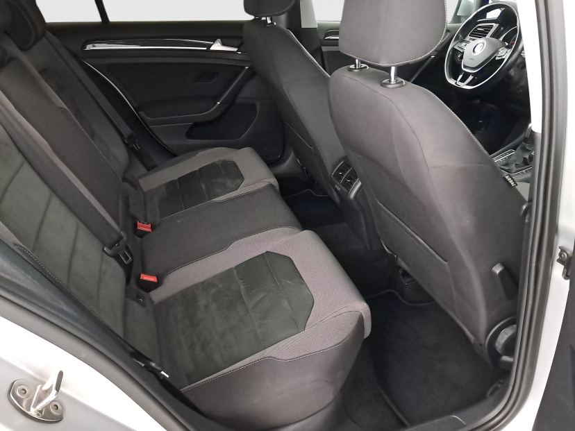 Volkswagen Golf, 2020