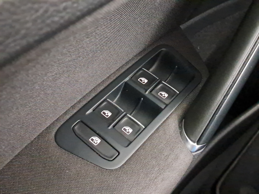 Volkswagen Golf, 2020