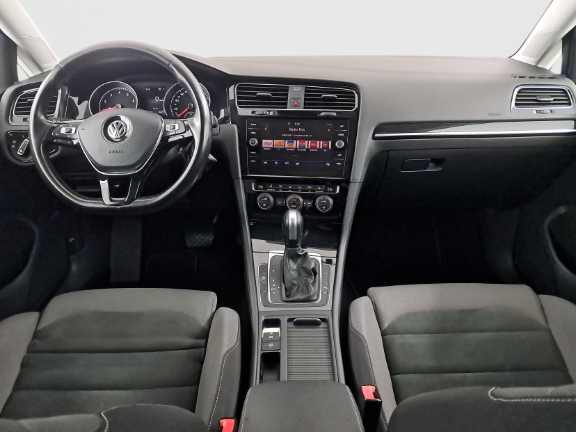 Volkswagen Golf, 2020