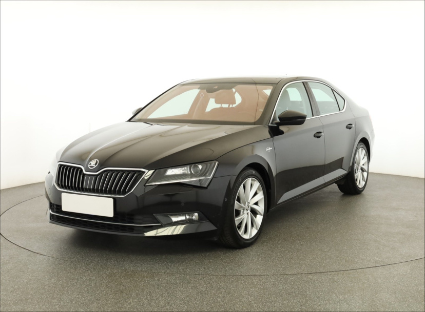 Škoda Superb, 2017